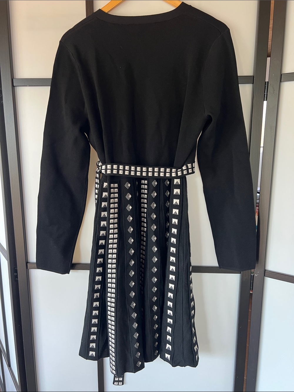 Diane Von Furstenberg Chelsea Wrap Dress with White Geometric Trim Large NWT - Picture 4 of 9